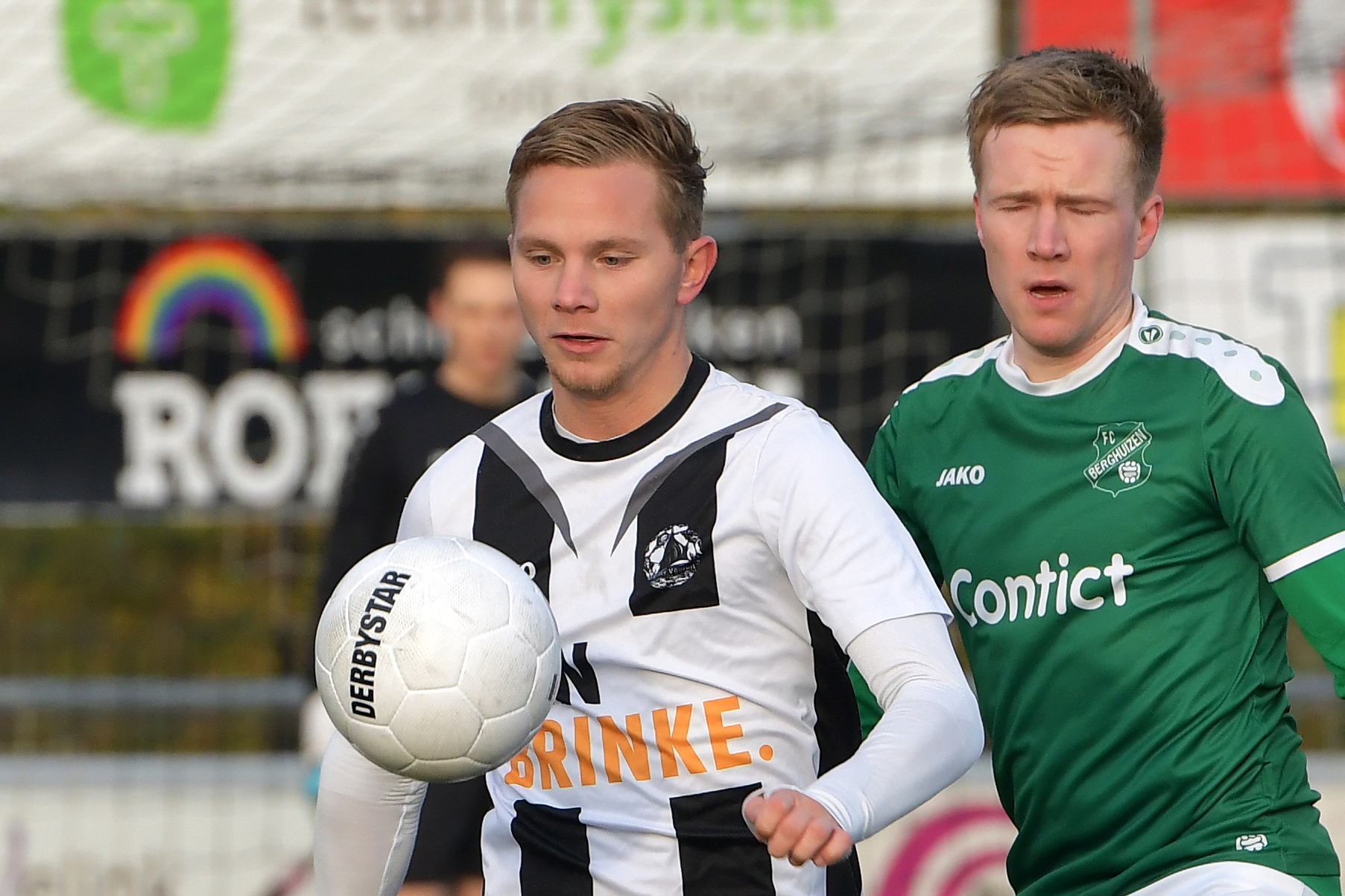 Enter Vooruit naar gedegen winst.