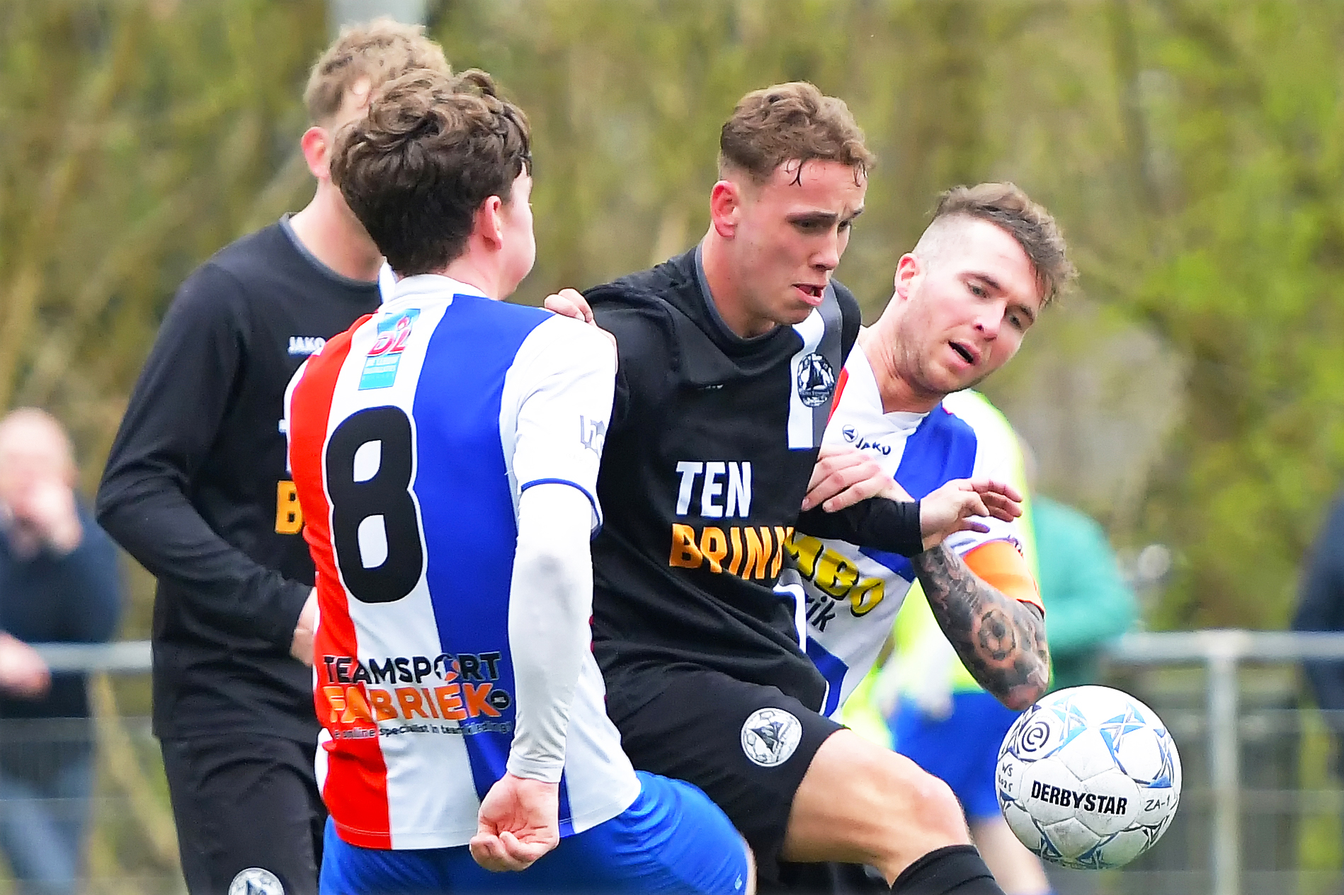 Enter Vooruit kan naar boven blijven kijken.