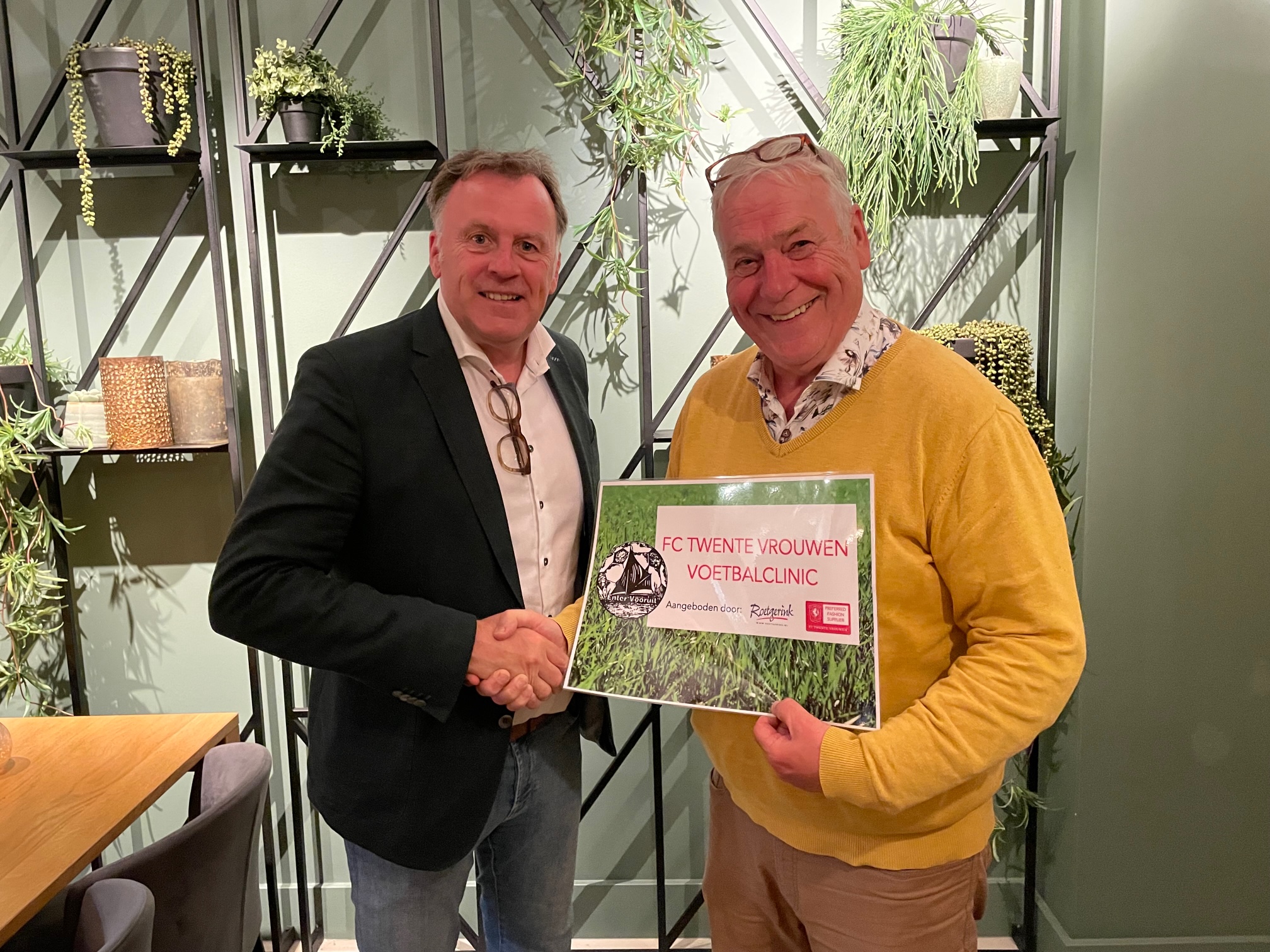Sponsoren EV op bezoek bij Roetgerink